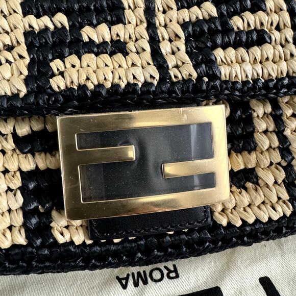NEW Fendi Raffia Vitello Grace FF Crochet Baguette Natural Black Crossbody Bag - Picture 6 of 14